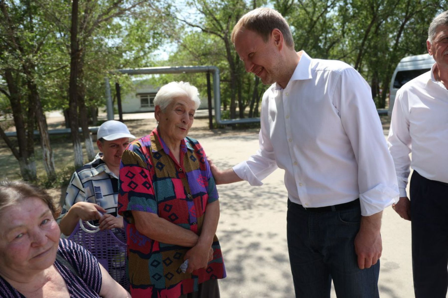 Виктор Томенко