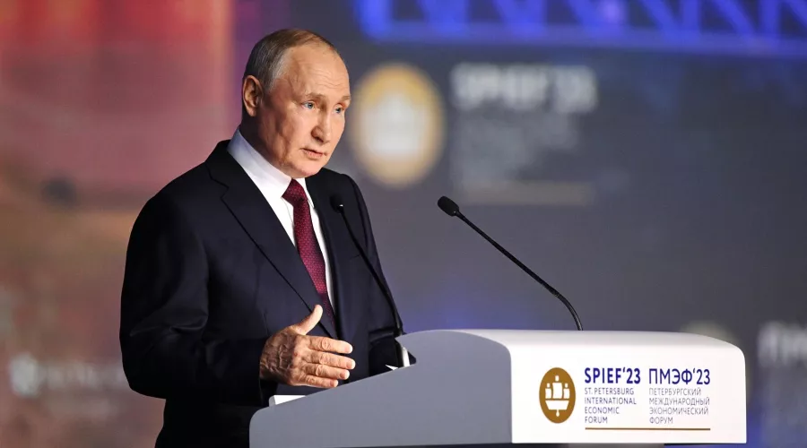 Владимир Путин на ПМЭФ-2023