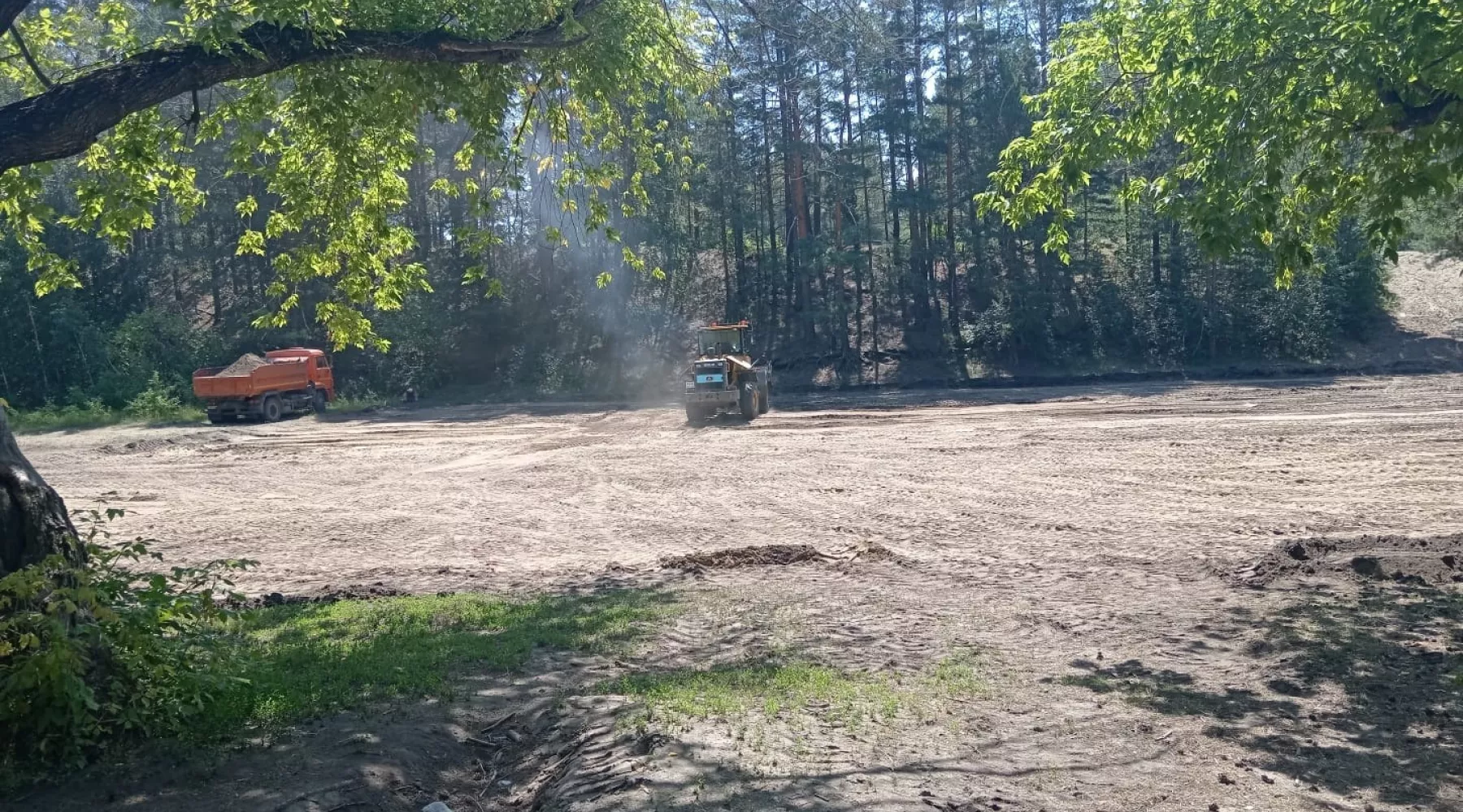 Футбольное поле на АБ.