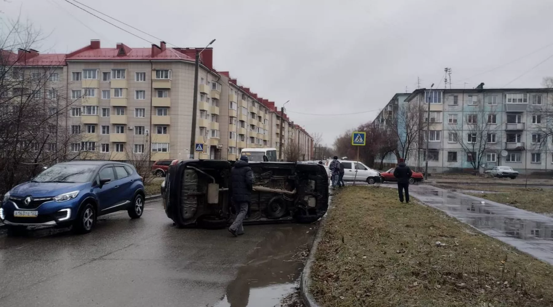 ДТП на перекрестке улиц Ленинградской и Чайковского