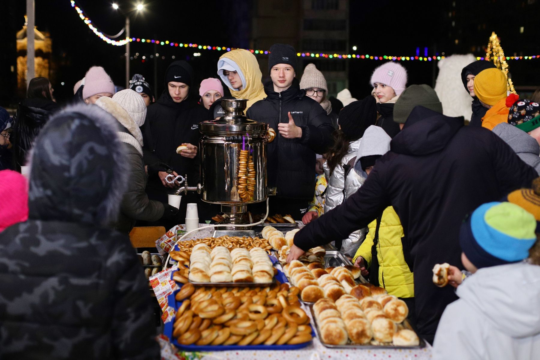 Открытие катка на стадионе первой школы