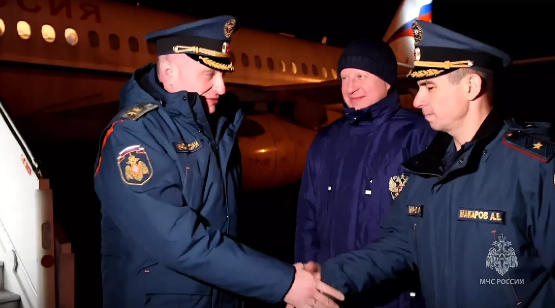 В Алтайский край прибыл глава МЧС России Александр Куренков.