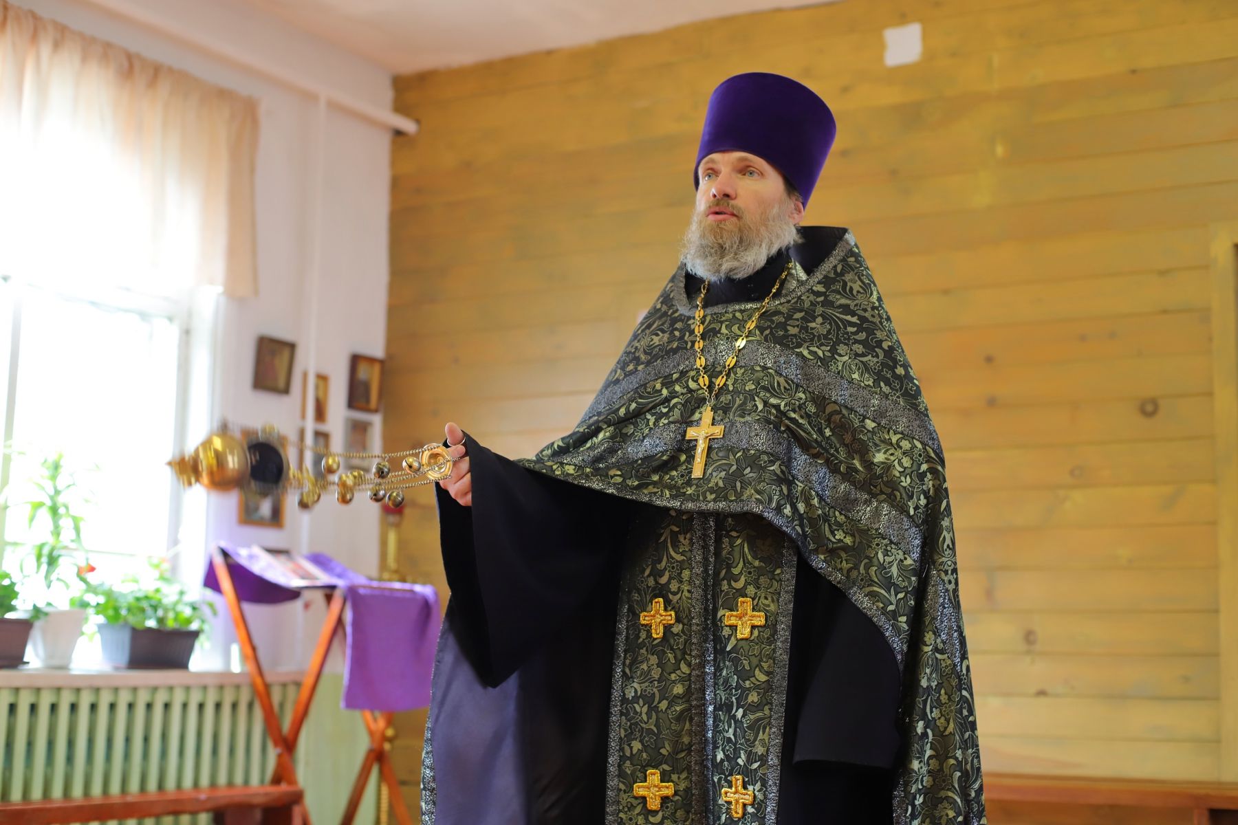 Евгений Перов, священник Русской православной церкви