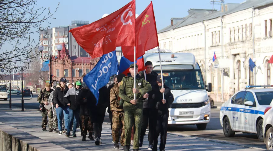 Участники автопробега «За победу, за Россию!» посетили Бийск.