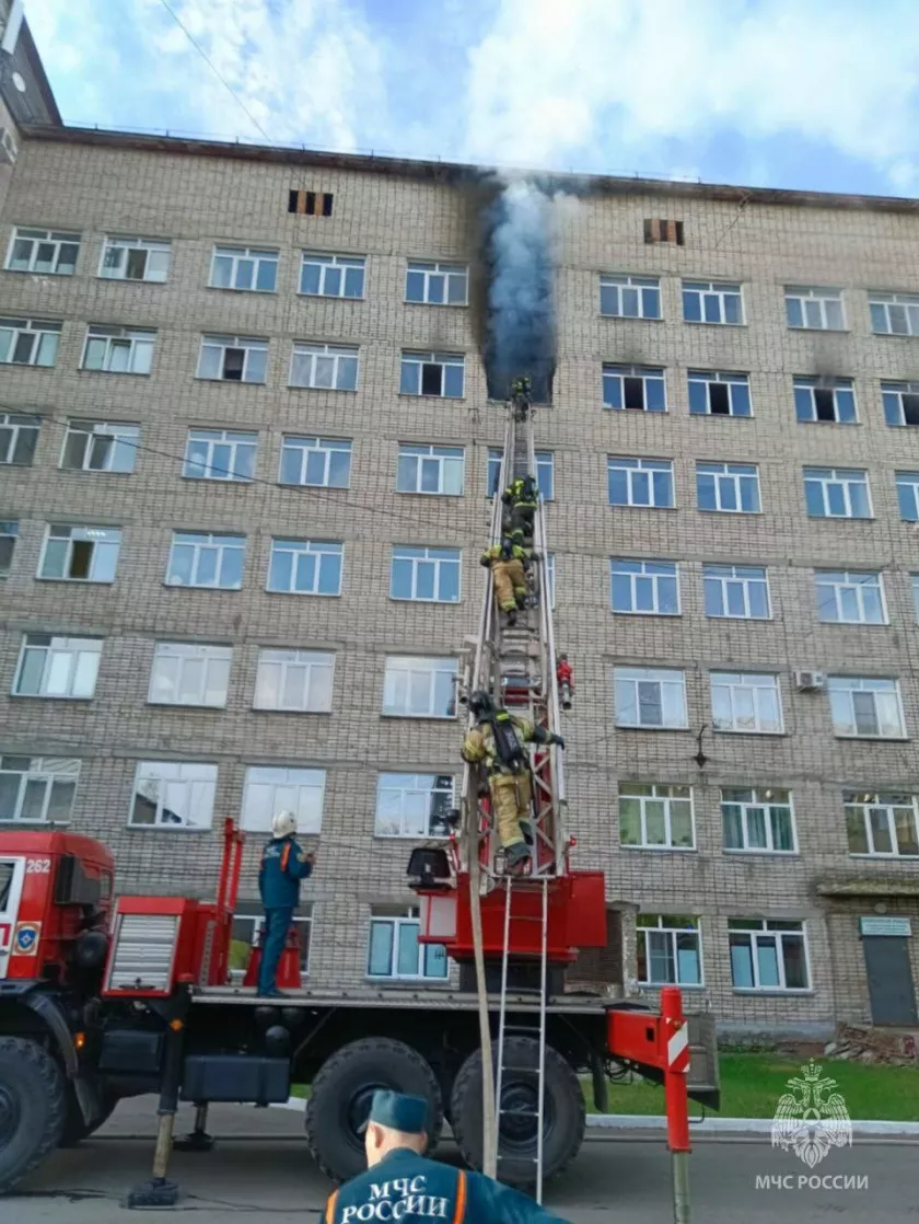 В Бийске в здании Центральной городской больницы произошел пожар