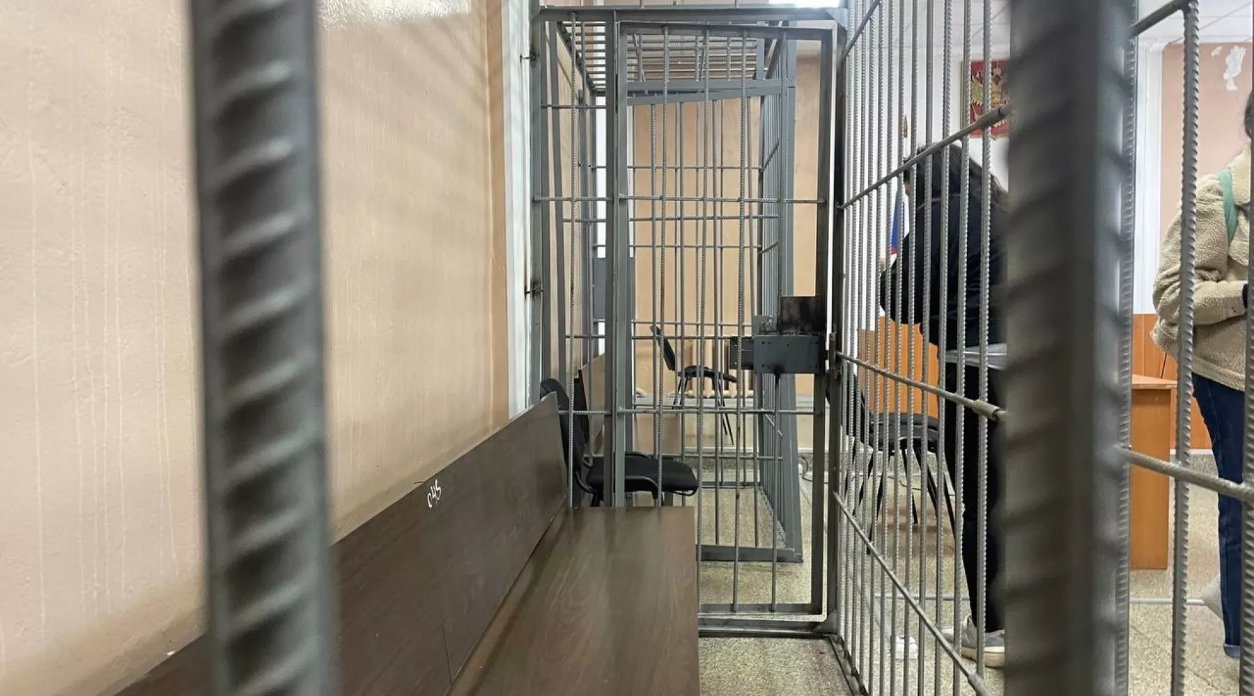 Калманский районный суд продлил меру пресечения Виталию Манишину