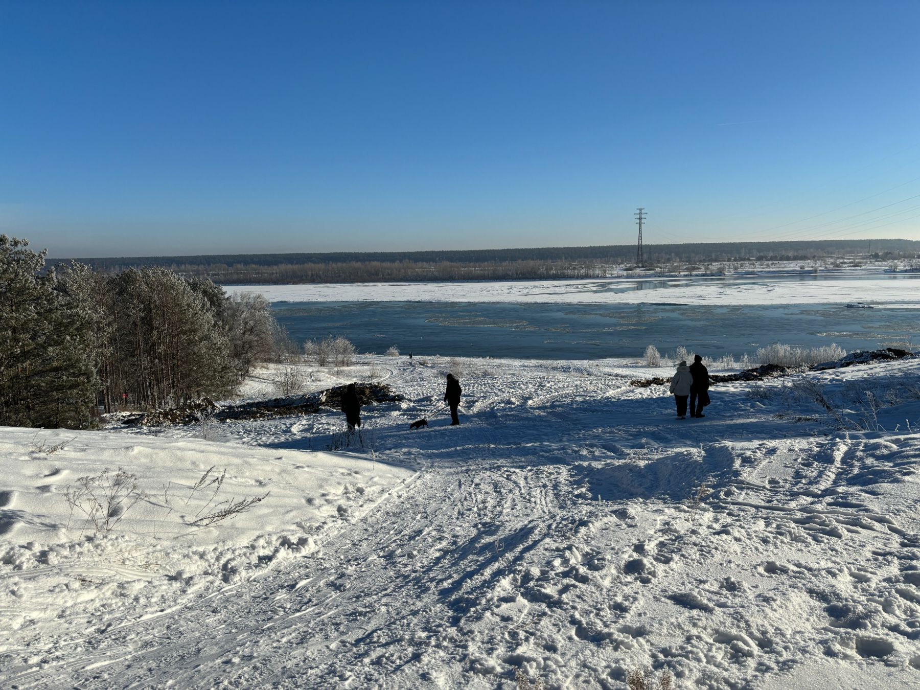 На АБ в лесу перекопали опасные участки.