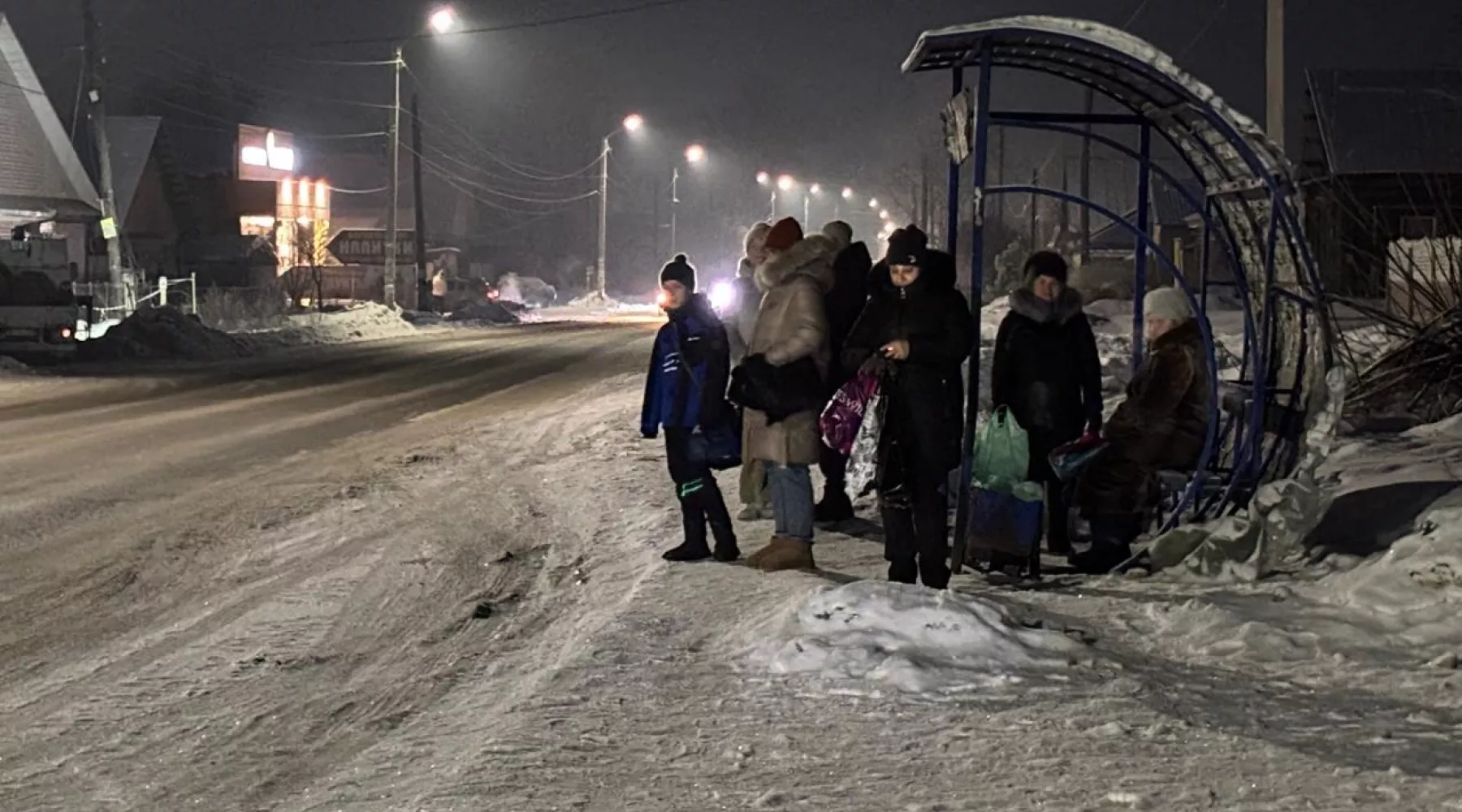 Остановка автобусов 