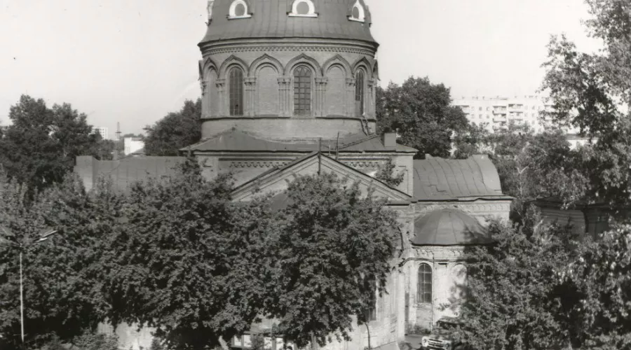 И колокольню верните: суд обязал восстановить собор Александра Невского