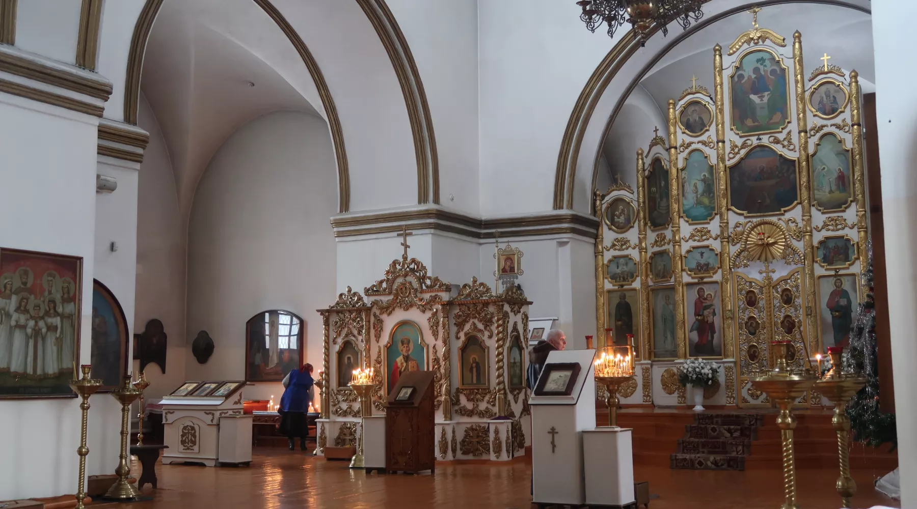 Крещенская вода. Храм. 2025 год.