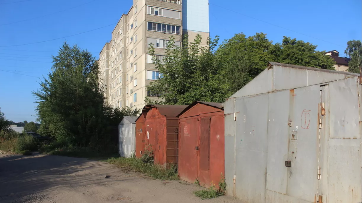 В Бийске на улице Короленко продолжат демонтировать гаражи | 29.10.2019 |  Бийск - БезФормата